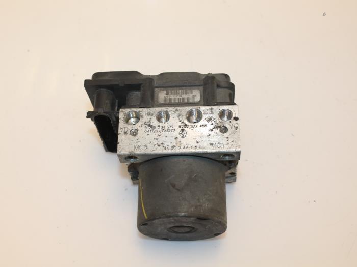 Gebruikte ABS Pomp Renault Megane II (BM/CM) 1.9 dCi 120 Prijs € 30,00 Margeregeling aangeboden door Van Gils Automotive