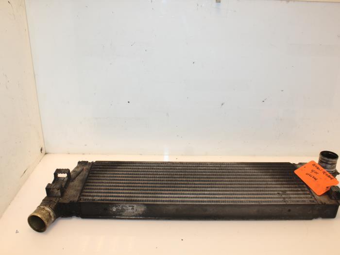 Gebruikte Intercooler Renault Megane II (BM/CM) 1.9 dCi 120 Prijs € 60,00 Margeregeling aangeboden door Van Gils Automotive