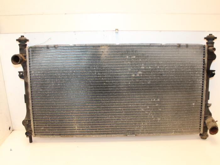 Gebruikte Radiateur Ford Transit Prijs € 65,00 Margeregeling aangeboden door Van Gils Automotive