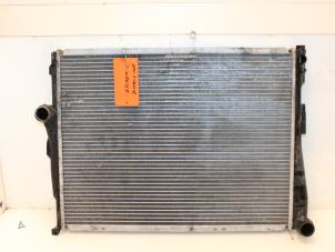 Gebruikte Radiateur BMW 3 serie Touring (E46/3) 320d 16V Prijs € 65,00 Margeregeling aangeboden door Van Gils Automotive