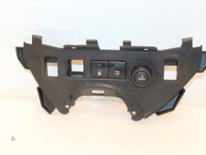 Gebruikte Dashboard deel Citroen Berlingo 1.6 Hdi 16V 90 Prijs € 36,30 Inclusief btw aangeboden door Van Gils Automotive