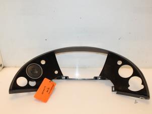 Gebruikte Dashboard deel Honda Civic (FK/FN) 1.8i VTEC 16V Prijs € 43,00 Margeregeling aangeboden door Van Gils Automotive