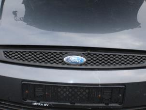 Gebruikte Grille Ford Fiesta 5 (JD/JH) 1.25 16V Prijs € 39,99 Margeregeling aangeboden door Van Gils Automotive