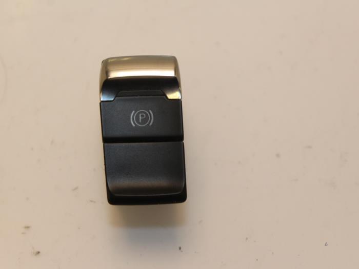 Gebruikte Schakelaar handrem Audi A4 (B8) 2.0 TDI 16V Prijs € 39,93 Inclusief btw aangeboden door Van Gils Automotive