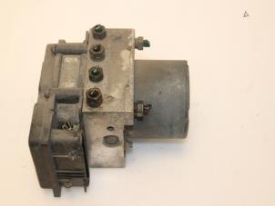 Gebruikte ABS Pomp Renault Scénic II (JM) 1.6 16V Prijs € 30,00 Margeregeling aangeboden door Van Gils Automotive