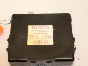 Gebruikte Deur module Lexus RX (L2) 400h V6 24V VVT-i 4x4 Prijs € 40,00 Margeregeling aangeboden door Van Gils Automotive