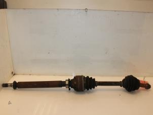 Gebruikte Cardanas rechts-voor (VWA) Alfa Romeo 147 (937) 1.6 HP Twin Spark 16V Prijs € 74,99 Margeregeling aangeboden door Van Gils Automotive