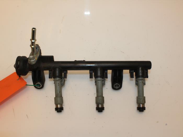 Gebruikte Galerij (Injectie) Peugeot 107 1.0 12V Prijs € 30,00 Margeregeling aangeboden door Van Gils Automotive