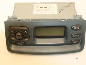 Gebruikte Display Interieur Toyota Yaris (P1) 1.0 16V VVT-i Prijs € 35,00 Margeregeling aangeboden door Van Gils Automotive