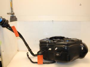 Gebruikte Adblue tank Ford Transit Custom 2.0 TDCi 16V Eco Blue 105 Prijs € 363,00 Inclusief btw aangeboden door Van Gils Automotive