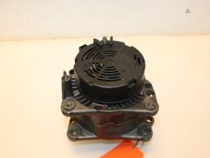 Gebruikte Dynamo Volkswagen Transporter/Caravelle T4 2.4 D Prijs € 75,00 Margeregeling aangeboden door Van Gils Automotive