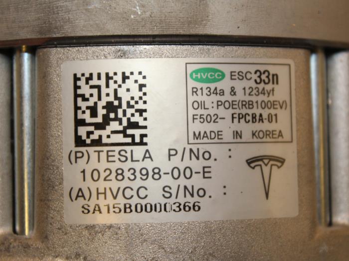 Tesla Model S Klimapumpe Tesla Model S O93002 102839800E O93002 11