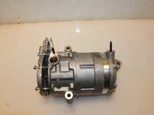 Gebruikte Aircopomp Tesla Model S 85 Performance Prijs € 302,50 Inclusief btw aangeboden door Van Gils Automotive