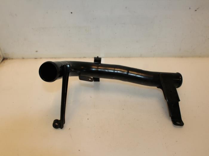 Gebruikte Intercooler Buis Volvo V60 I (FW/GW) 1.6 DRIVe Prijs € 30,00 Margeregeling aangeboden door Van Gils Automotive