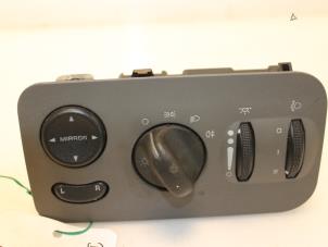 Gebruikte Licht Schakelaar Dodge RAM Prijs € 35,00 Margeregeling aangeboden door Van Gils Automotive