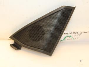 Gebruikte Luidspreker Mercedes E (W212) E-300 V6 24V BlueEFFICIENCY 4-Matic Prijs € 32,00 Margeregeling aangeboden door Van Gils Automotive