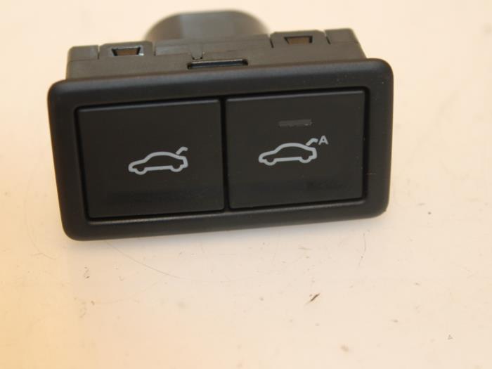 Schakelaar achterklep Volkswagen Arteon O130236 - foto 1