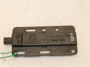 Gebruikte Antenne BMW 3 serie (E93) 335i 24V Prijs € 30,00 Margeregeling aangeboden door Van Gils Automotive