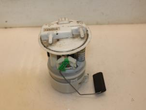 Gebruikte Benzinepomp Dacia Logan MCV II/Sandero Wagon (7S) 0.9 TCE 12V Prijs € 109,00 Margeregeling aangeboden door Van Gils Automotive