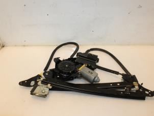 Gebruikte Ruitmechaniek 4Deurs rechts-achter Seat Alhambra (7V8/9) 2.8 V6 24V 4 Prijs € 50,00 Margeregeling aangeboden door Van Gils Automotive