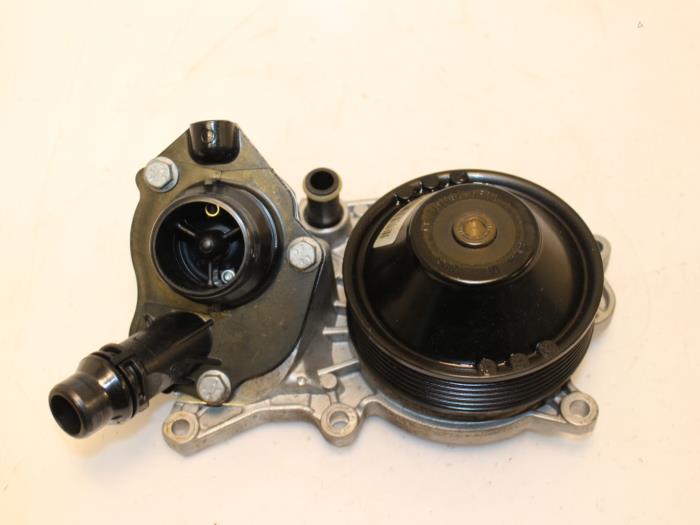 Water pump BMW Van Gils Automotive