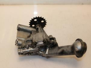 Gebruikte Oliepomp Nissan Qashqai (J11) 1.5 dCi DPF Prijs € 65,00 Margeregeling aangeboden door Van Gils Automotive