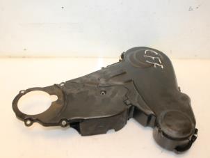 Gebruikte Distributiedeksel Volkswagen Golf VI (5K1) 2.0 TDI 16V Prijs € 38,00 Margeregeling aangeboden door Van Gils Automotive