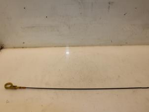 Gebruikte Peilstok Olie Volkswagen Golf VII (AUA) 1.4 TSI 16V Prijs € 30,00 Margeregeling aangeboden door Van Gils Automotive