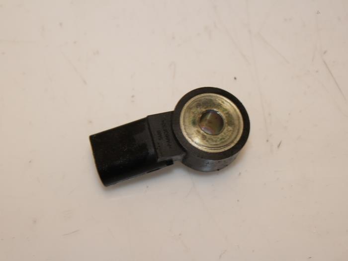 Pingelsensor van een Volkswagen Golf VII (AUA) 1.4 TSI 16V 2014