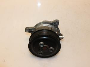 Gebruikte Koelvloeistof pomp Volkswagen Golf VI (5K1) 1.2 TSI Prijs € 37,00 Margeregeling aangeboden door Van Gils Automotive