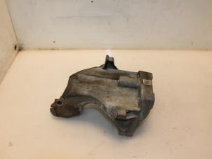 Gebruikte Motorrubber Mercedes Vito (639.7) 2.2 113 CDI 16V Euro 5 Prijs € 30,00 Margeregeling aangeboden door Van Gils Automotive