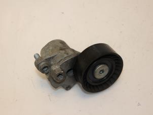 Gebruikte Spanner multiriem Volkswagen Up! (121) 1.0 12V 60 Prijs € 30,00 Margeregeling aangeboden door Van Gils Automotive