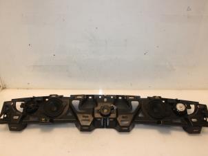 Gebruikte Speaker Tesla Model X 100D Prijs € 36,30 Inclusief btw aangeboden door Van Gils Automotive