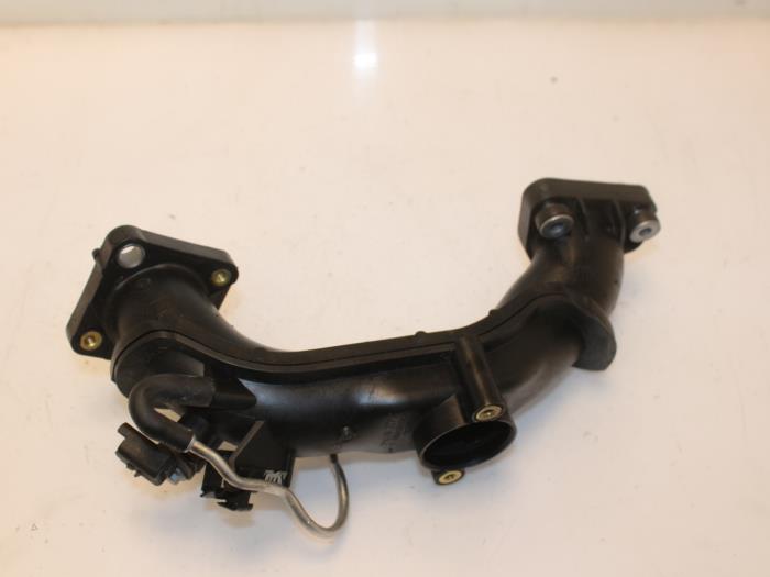 Gebruikte Intercooler Slang Ford Fiesta 6 (JA8) 1.5 TDCi Prijs € 30,00 Margeregeling aangeboden door Van Gils Automotive
