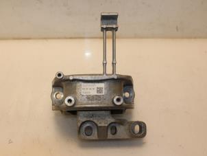 Gebruikte Motorrubber Volkswagen Touran (5T1) 1.6 TDI SCR BlueMotion Technology Prijs € 36,30 Inclusief btw aangeboden door Van Gils Automotive