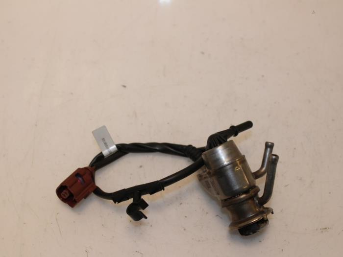 Gebruikte Adblue Sensor Volkswagen T-Roc I 2.0 TDI 150 4Motion 16V Prijs € 98,01 Inclusief btw aangeboden door Van Gils Automotive
