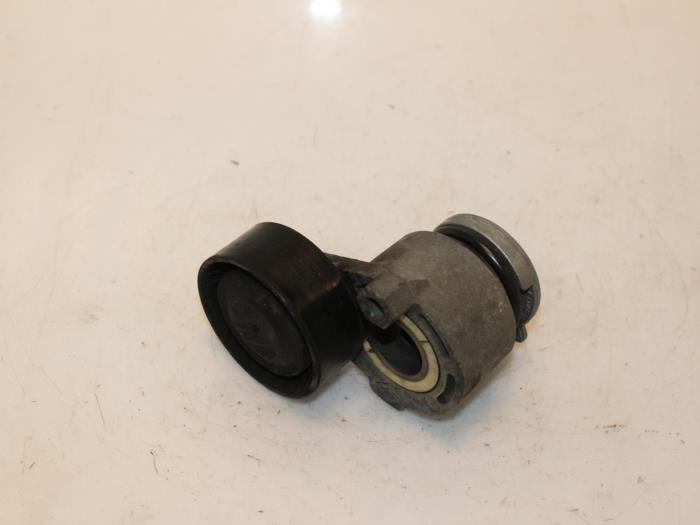 Gebruikte Spanner multiriem Renault Clio II (BB/CB) 1.5 dCi 68 Prijs € 32,00 Margeregeling aangeboden door Van Gils Automotive