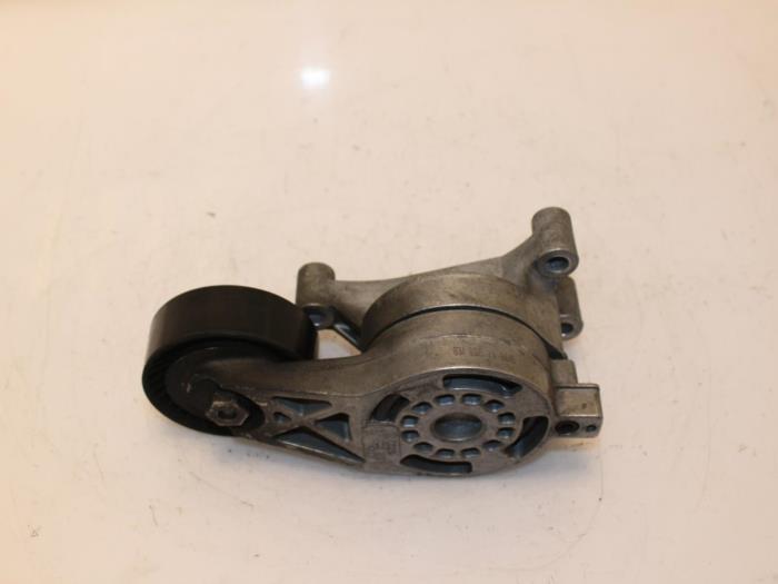 Gebruikte Spanner multiriem Volkswagen Golf VI (5K1) 2.0 GTI 16V Edition 35 Prijs € 30,00 Margeregeling aangeboden door Van Gils Automotive