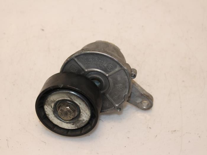 Gebruikte Spanner multiriem Volkswagen Golf VII (AUA) 2.0 TDI 16V Prijs € 30,00 Margeregeling aangeboden door Van Gils Automotive