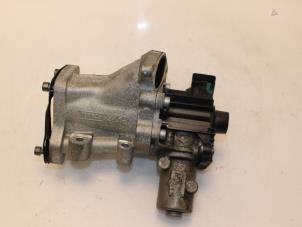 Gebruikte EGR Klep Landrover Range Rover Evoque (LVJ/LVS) 2.2 eD4 16V 5-drs. Prijs € 147,00 Margeregeling aangeboden door Van Gils Automotive