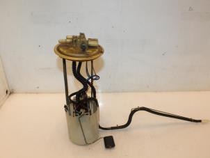 Gebruikte Opvoerpomp Mercedes Sprinter 3,5t (906.63) 315 CDI 16V Prijs € 93,00 Margeregeling aangeboden door Van Gils Automotive