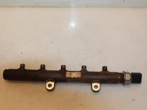 Gebruikte Injector brug Ford Transit 2.2 TDCi 16V Euro 5 Prijs € 94,00 Margeregeling aangeboden door Van Gils Automotive