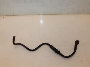 Gebruikte Slang (diversen) Mercedes A (W176) 1.6 A-180 16V Prijs € 30,00 Margeregeling aangeboden door Van Gils Automotive