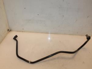 Gebruikte Slang (diversen) Volkswagen Crafter 2.0 TDI Prijs € 30,00 Margeregeling aangeboden door Van Gils Automotive