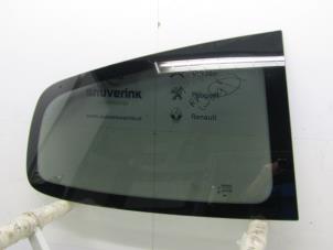 Gebruikte Ruit 2Deurs rechts-achter Renault Twingo II (CN) 1.5 dCi 90 FAP Prijs € 35,00 Margeregeling aangeboden door Snuverink Autodemontage