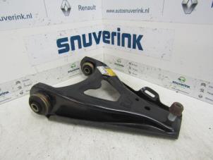 Gebruikte Draagarm rechts-voor Renault Scenic Prijs op aanvraag aangeboden door Snuverink Autodemontage
