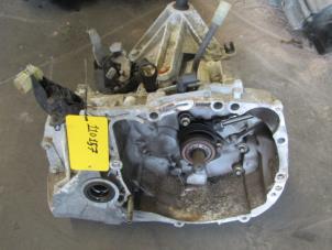 Gebruikte Versnellingsbak Renault Modus/Grand Modus (JP) 1.2 16V Prijs € 89,98 Margeregeling aangeboden door Snuverink Autodemontage