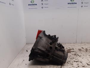 Gebruikte Versnellingsbak Peugeot 407 SW (6E) 1.6 HDiF 16V Prijs € 99,98 Margeregeling aangeboden door Snuverink Autodemontage