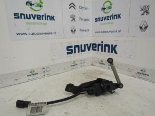 Gebruikte Xenon hoogteregelaar Renault Scénic IV (RFAJ) 1.2 TCE 130 16V Prijs € 38,72 Inclusief btw aangeboden door Snuverink Autodemontage