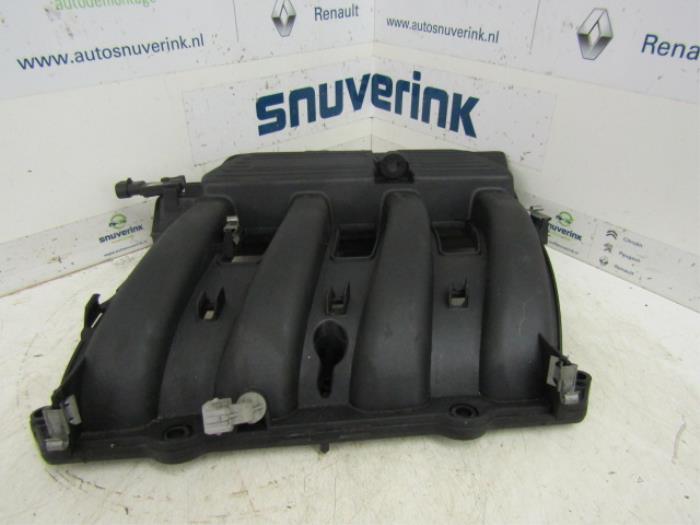 Gebruikte Inlaatspruitstuk Renault Megane (BA) 1.4 16V Prijs € 24,99 Margeregeling aangeboden door Snuverink Autodemontage